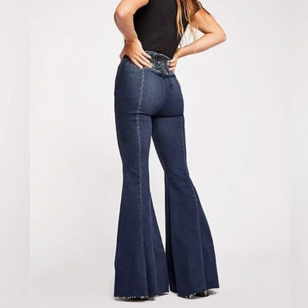 FREE PEOPLE Ma Cherie CRVY Flare Lace Up Jeans Denim Size 25